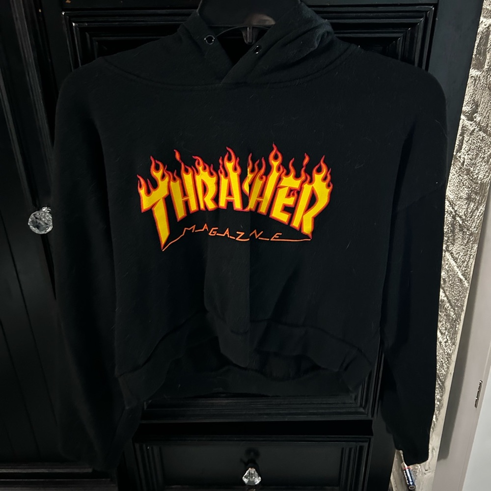 Small cropped thrasher hoodie.